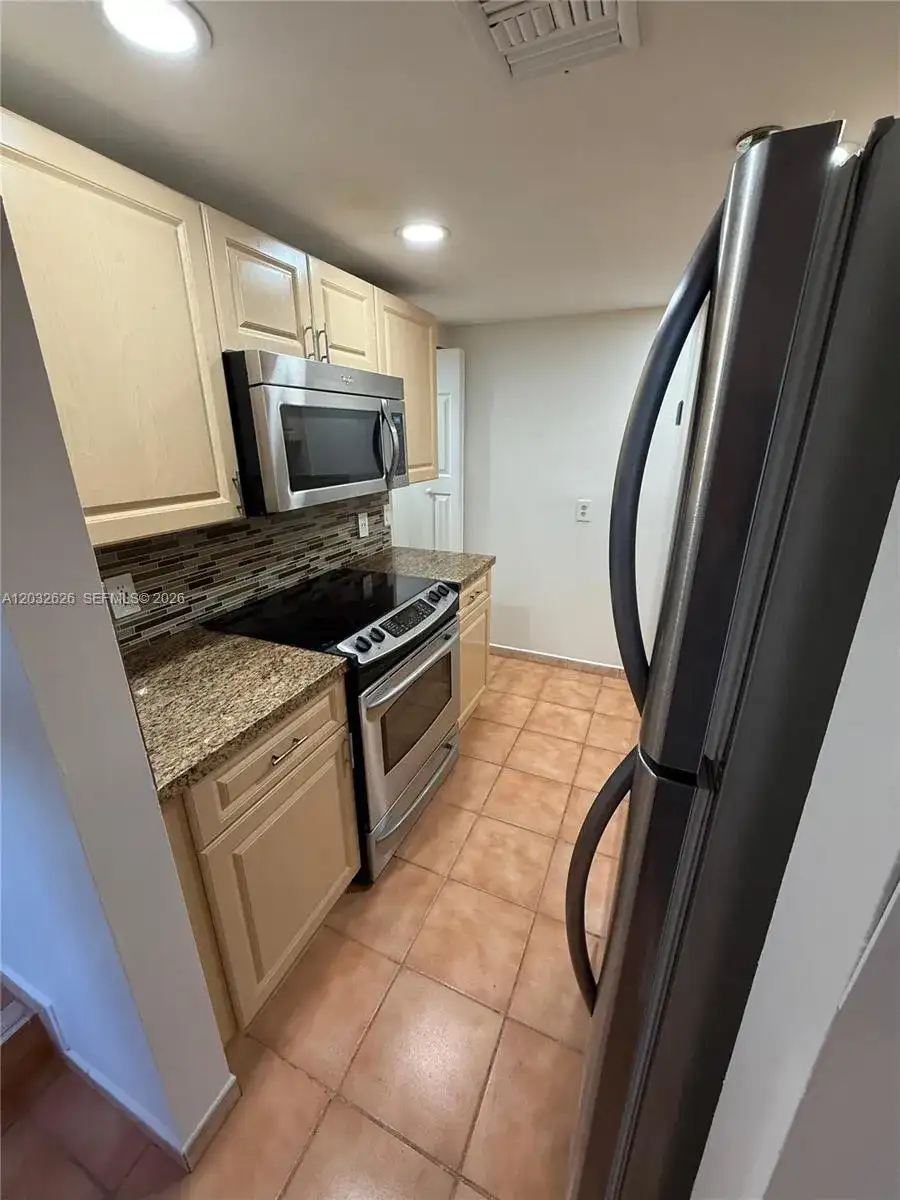 10641 SW 108 AVE # 3I, Miami FL 33176 photo 4
