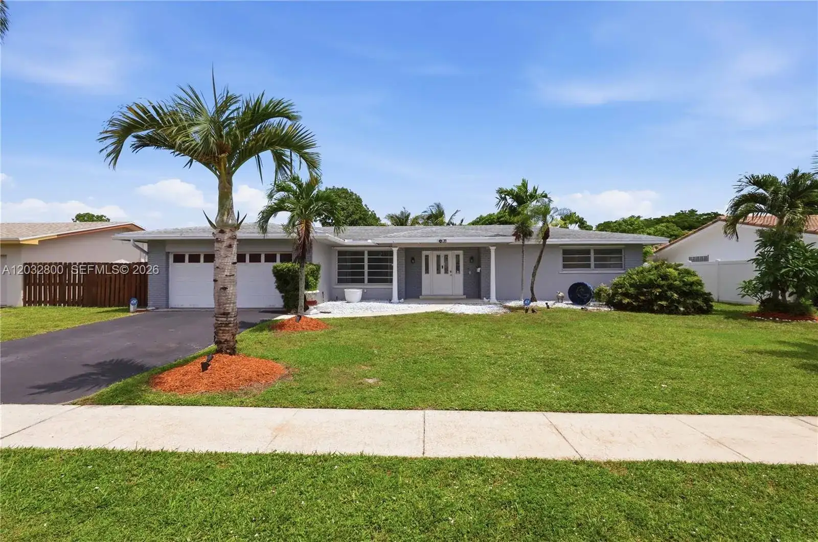 7421 NW 14th St, Plantation FL 33313 photo 3
