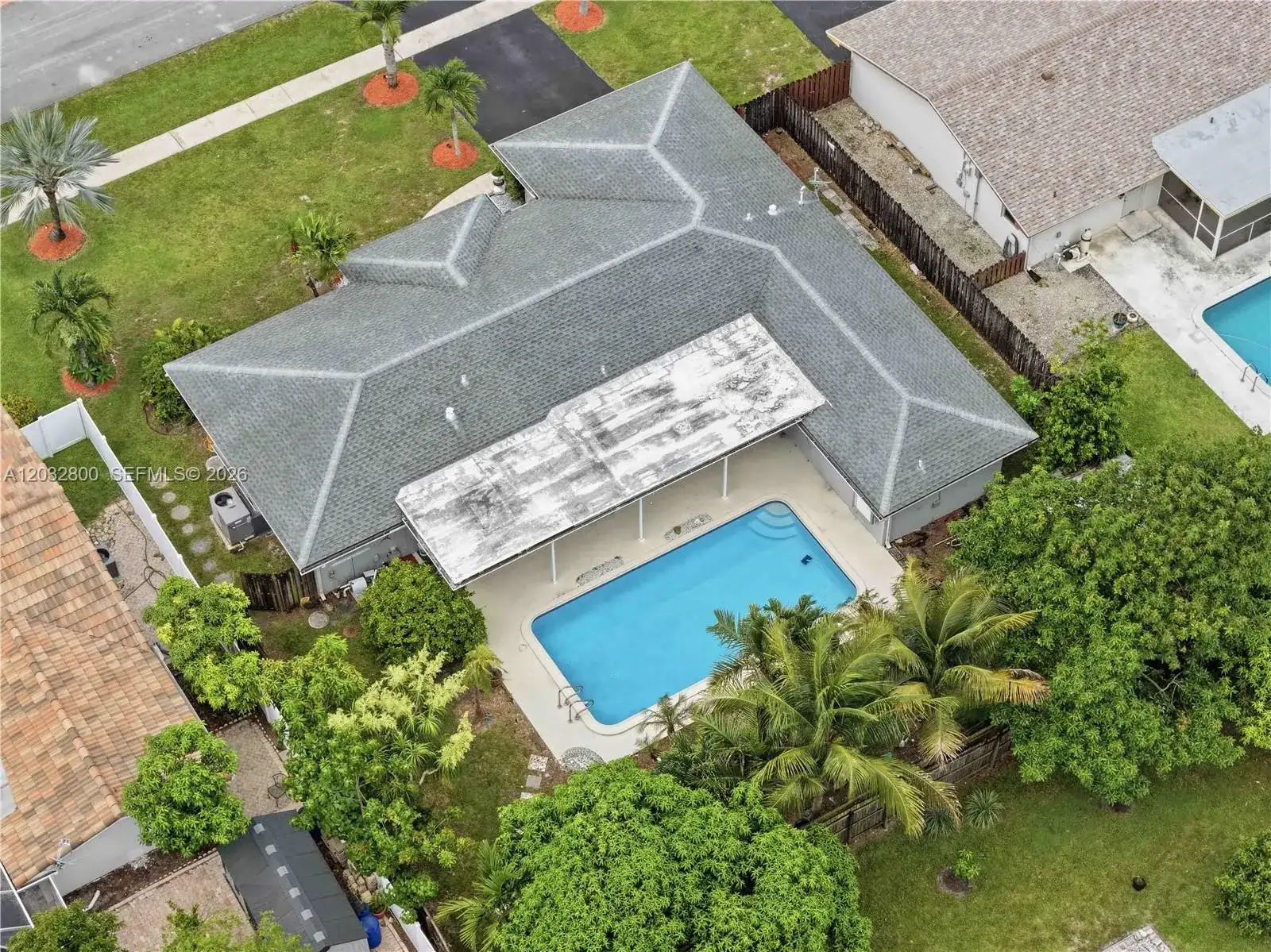 7421 NW 14th St, Plantation FL 33313 photo 4