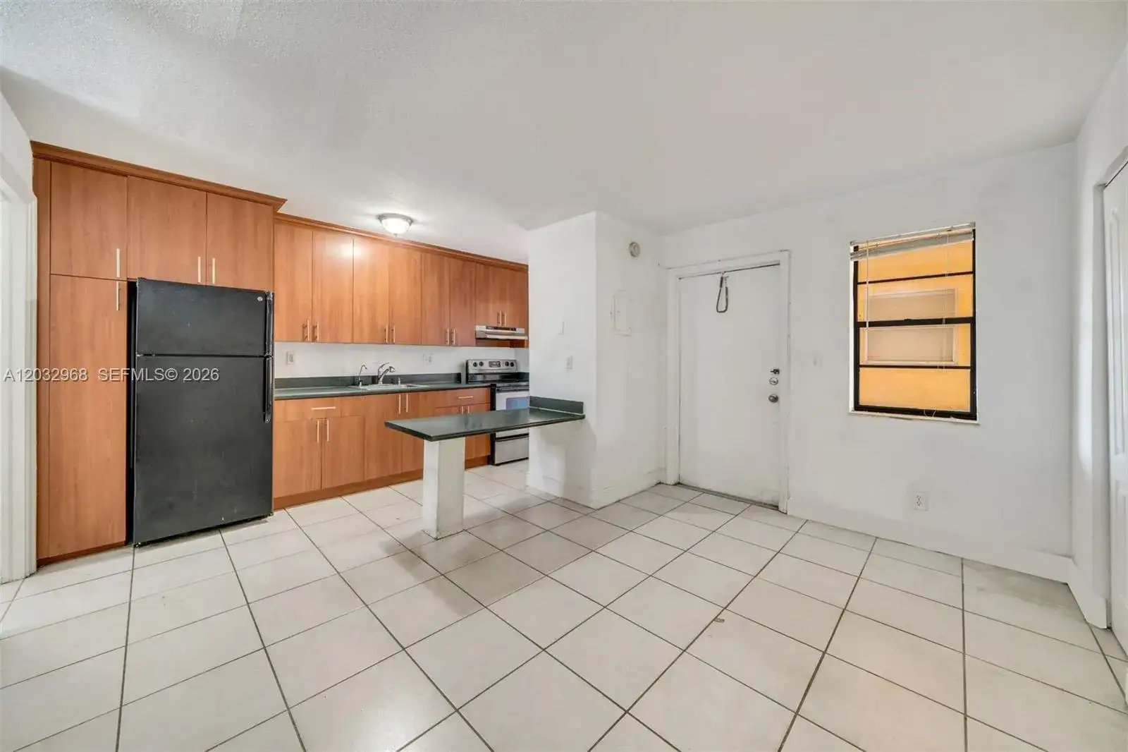 4081 N Dixie Hwy # 27, Oakland Park FL 33334 photo 3