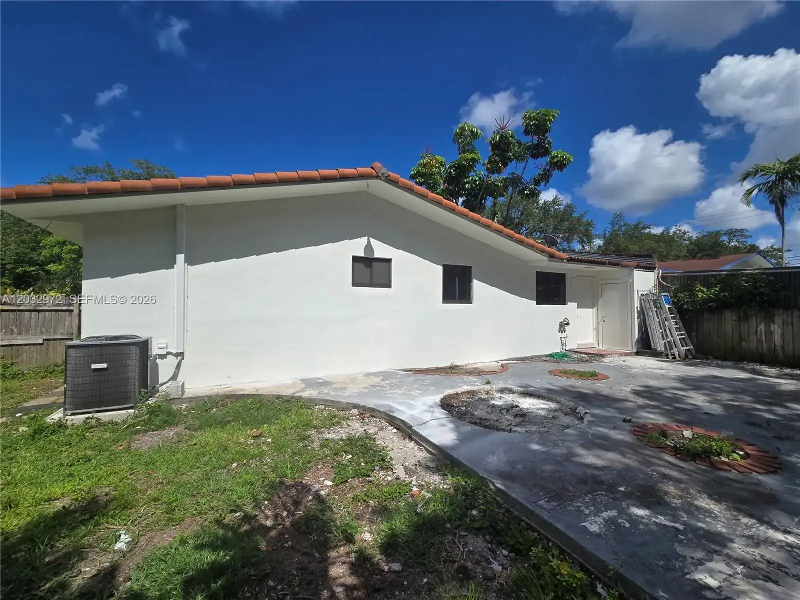 13100 NE 3rd Ct # 1, North Miami FL 33161 photo 4