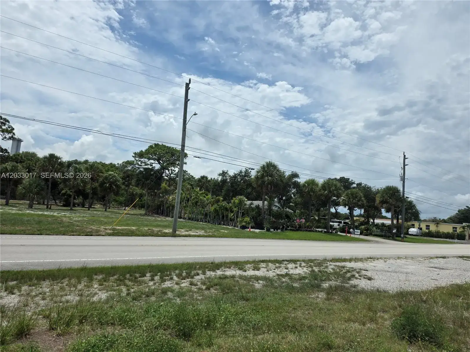 12360 SE Dixie Hwy, Hobe Sound FL 33455 photo 2