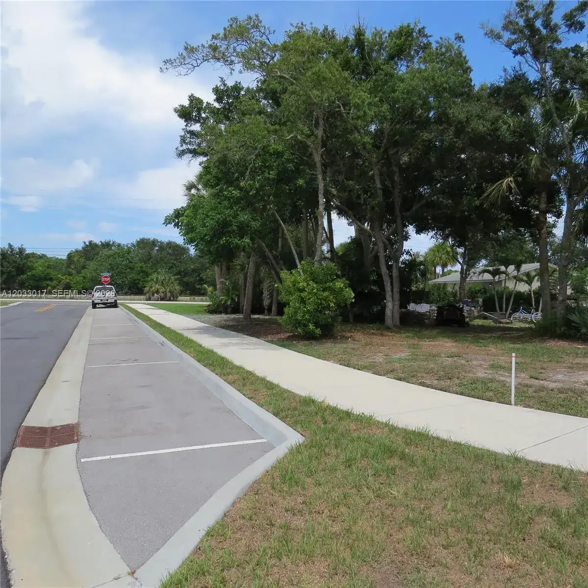 12360 SE Dixie Hwy, Hobe Sound FL 33455 photo 3