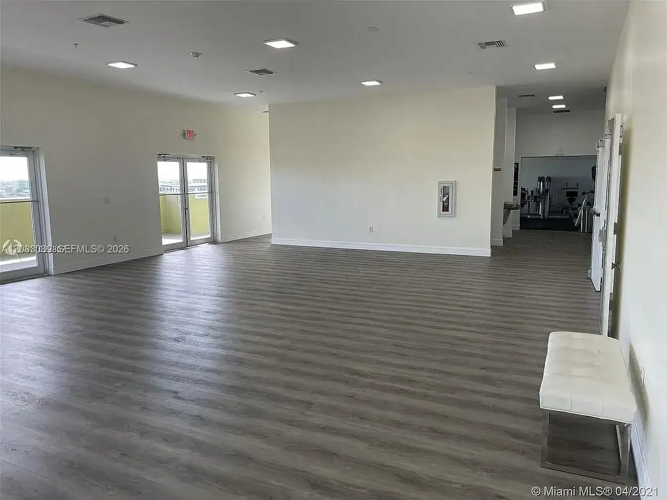 816 NW 11th St # 704, Miami FL 33136 photo 3