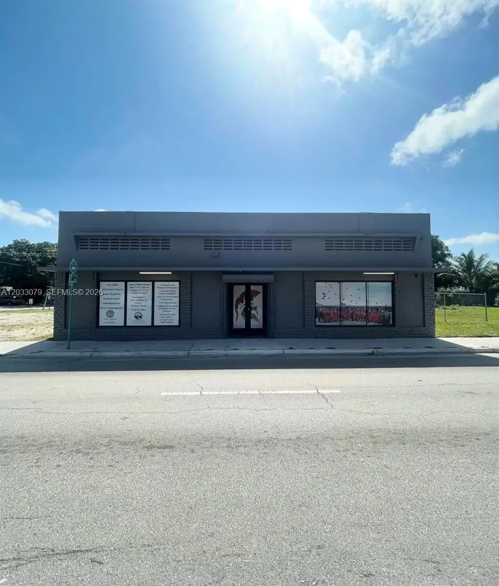 5851 NW 17th Ave, Miami FL 33142 photo 2