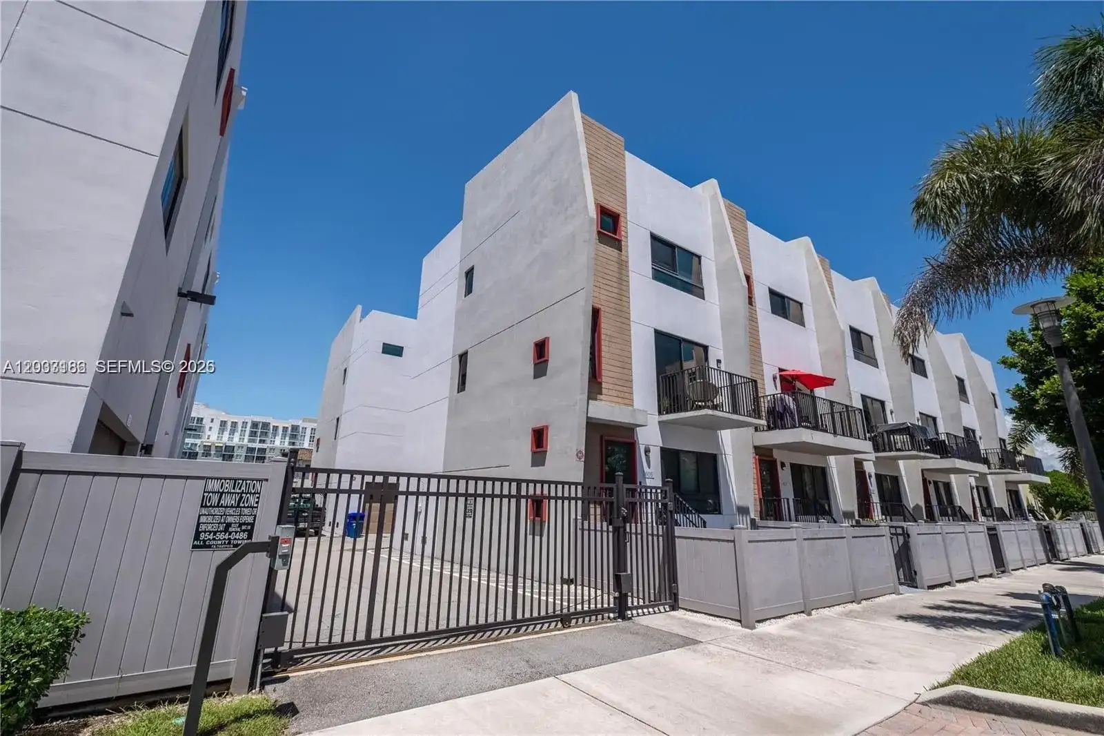113 NE 6 St. # 1109, Fort Lauderdale FL 33304 photo 2