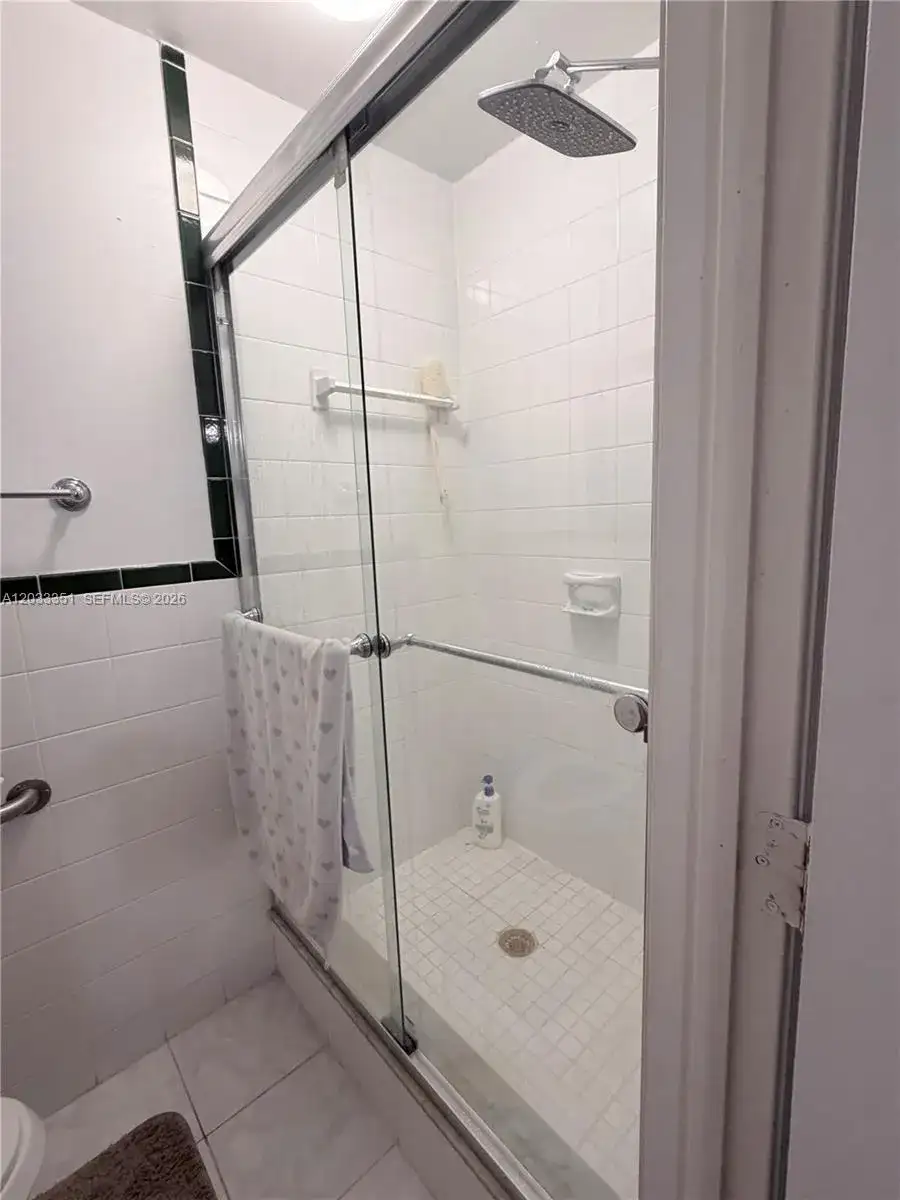 301 Bonaventure Blvd # 7, Weston FL 33326 photo 5