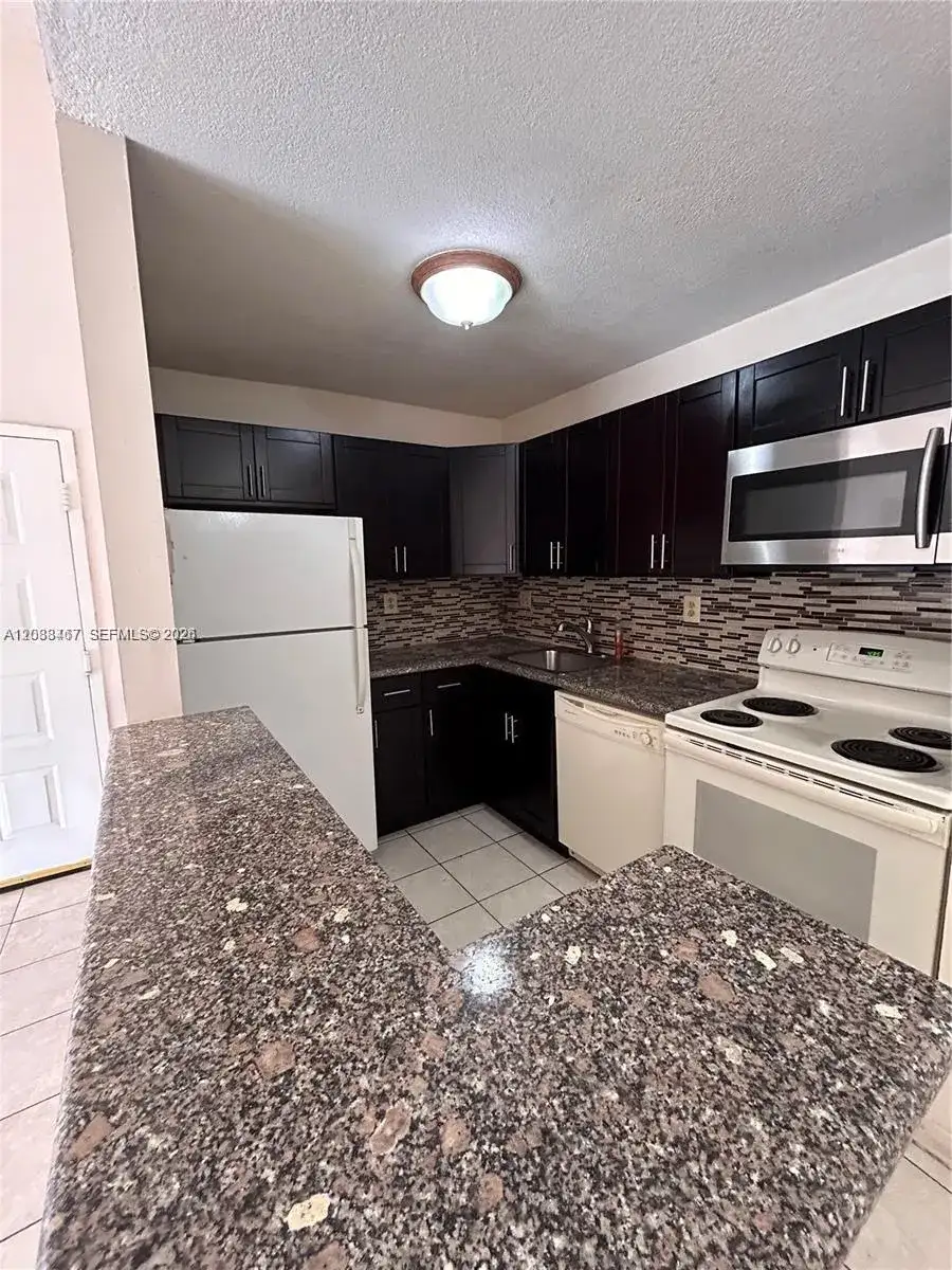 15630 SW 80th St # 305, Miami FL 33193 photo 2