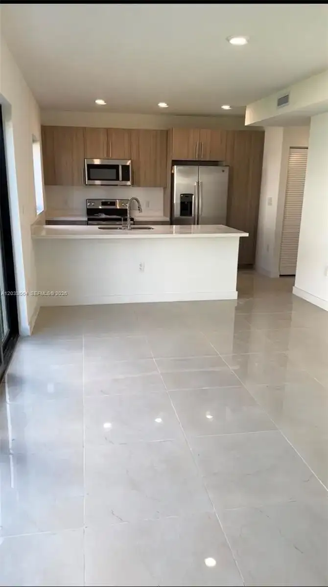 1160 NW 1st St, Florida City FL 33034 photo 3