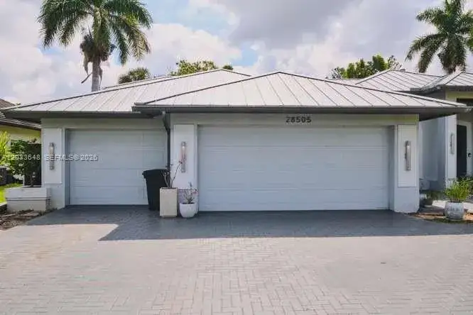 28505 Sombrero DR, Bonita Springs FL 34135 photo 3