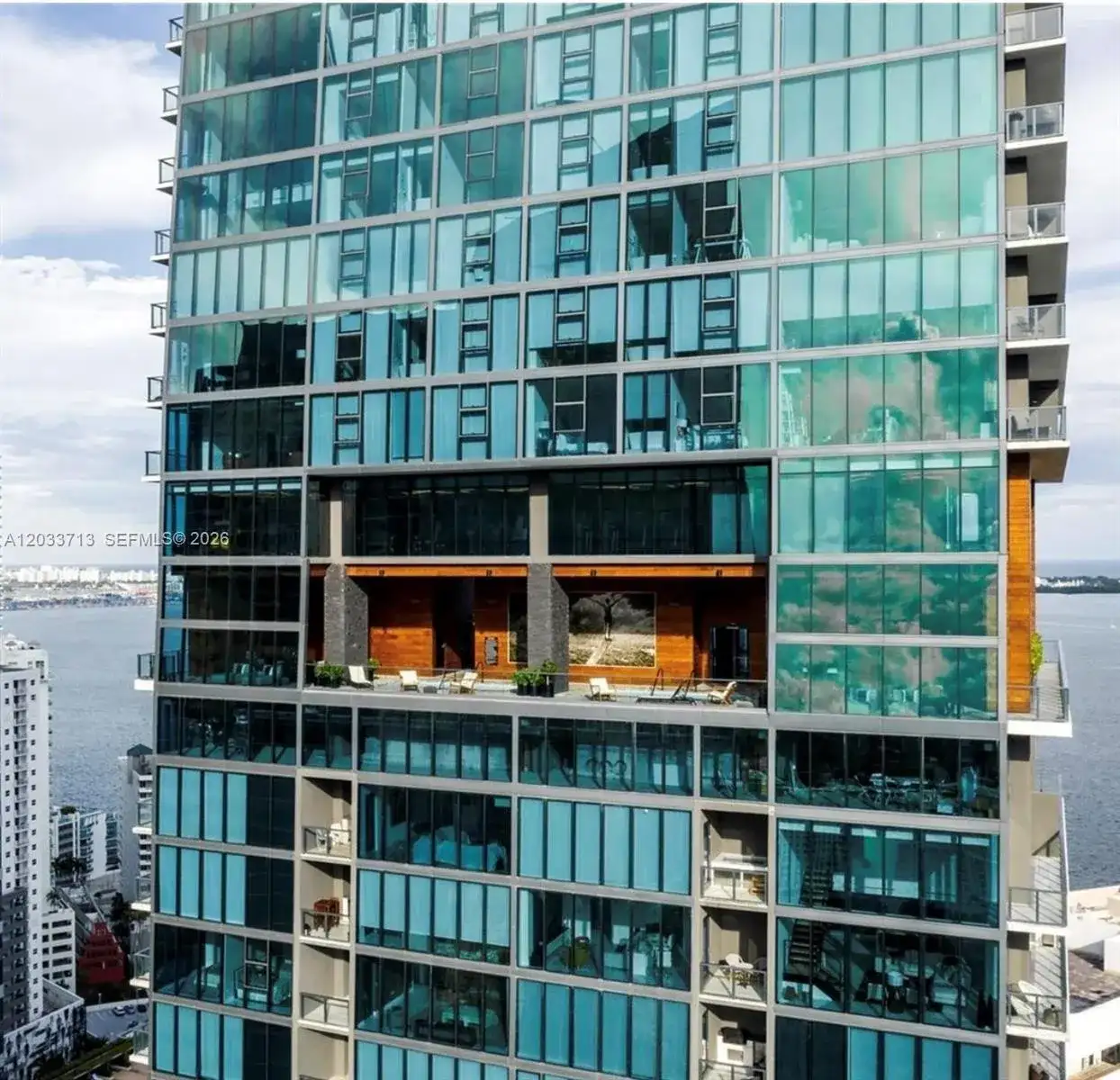 1451 Brickell Ave # 2701, Miami FL 33131 photo 2