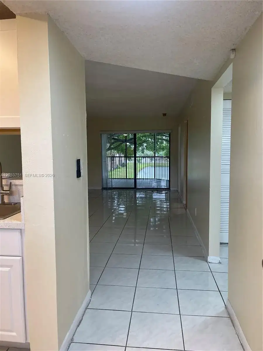 3252 Foxcroft Rd # 307, Miramar FL 33025 photo 3