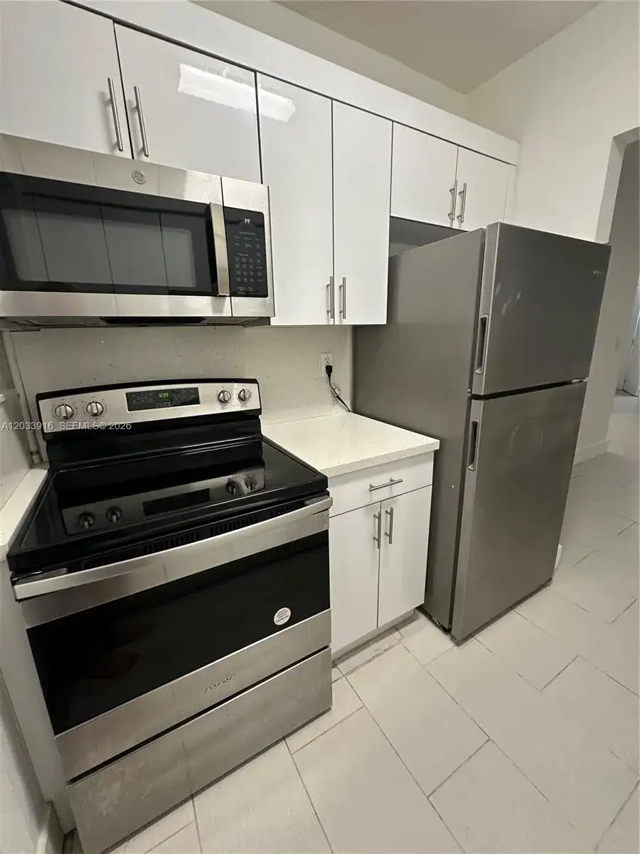 8205 Crespi Blvd # 3, Miami Beach FL 33141 photo 4