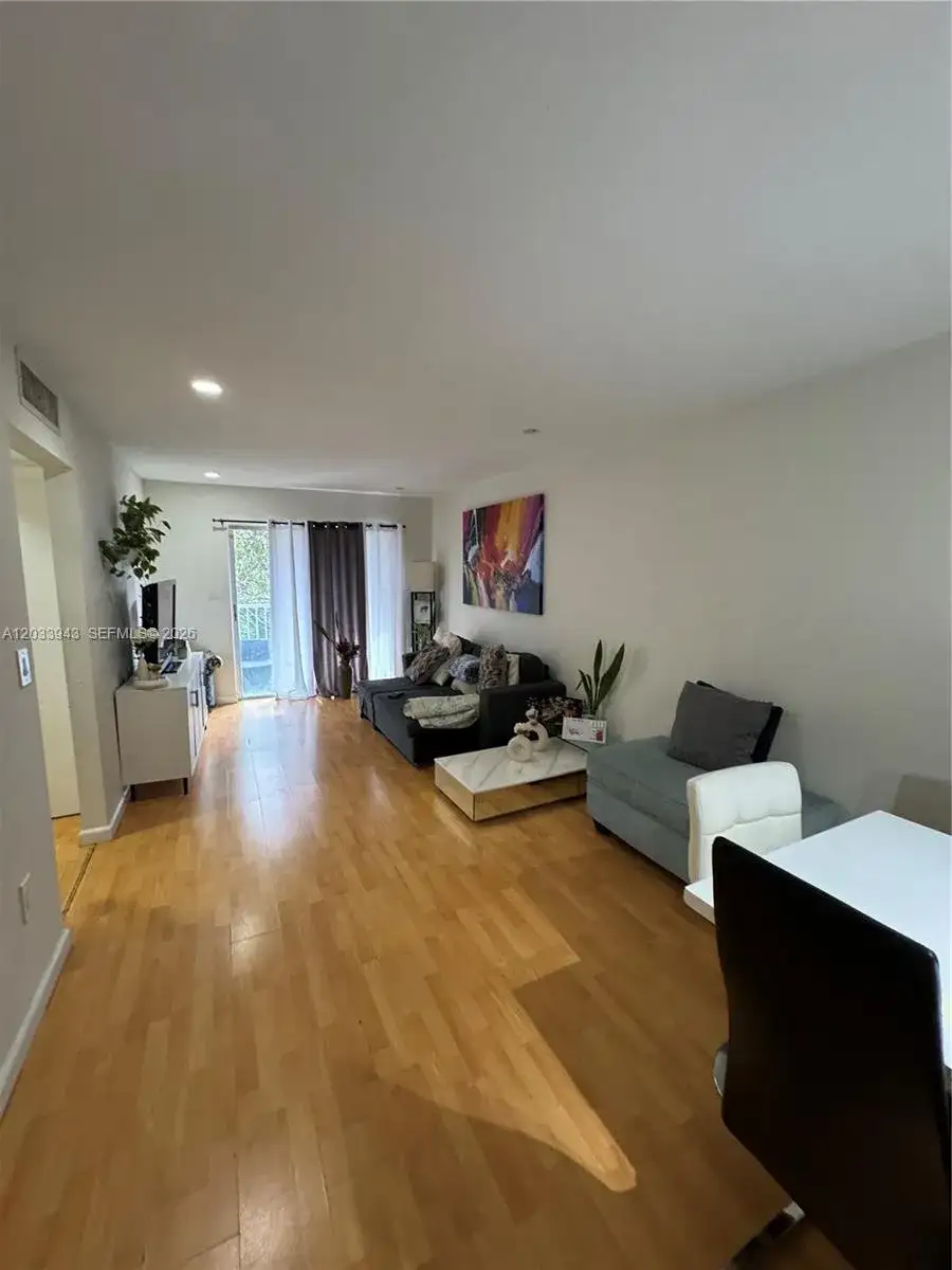 645 NE 121st St # 304, North Miami FL 33161 photo 2