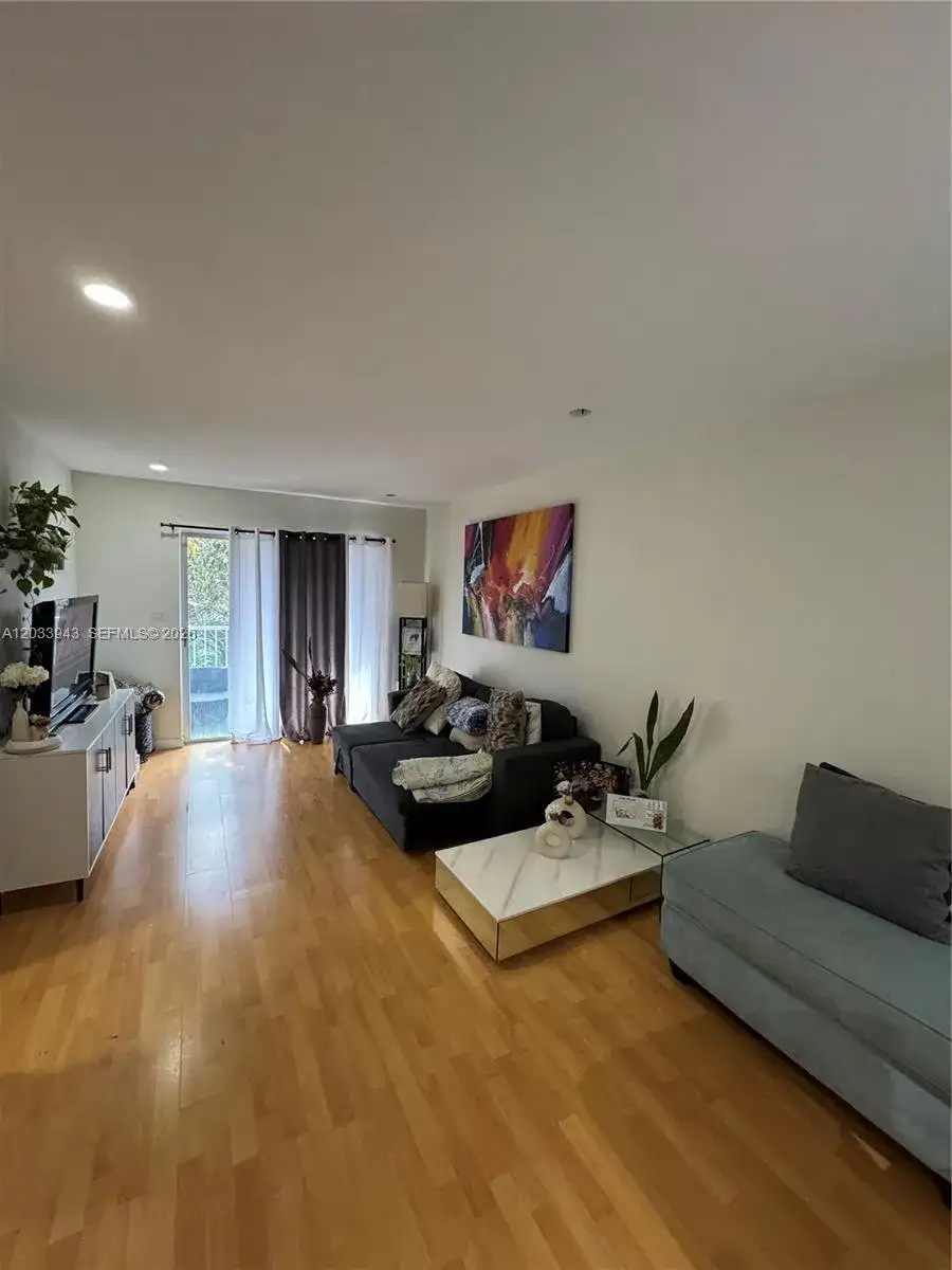 645 NE 121st St # 304, North Miami FL 33161 photo 3