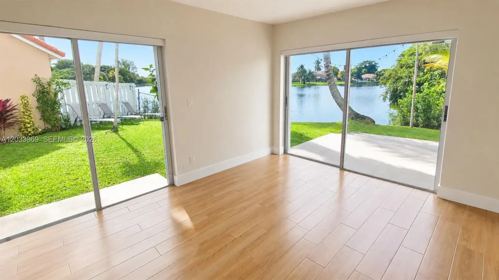 320 SW 99th Ave, Pembroke Pines FL 33025 photo 5