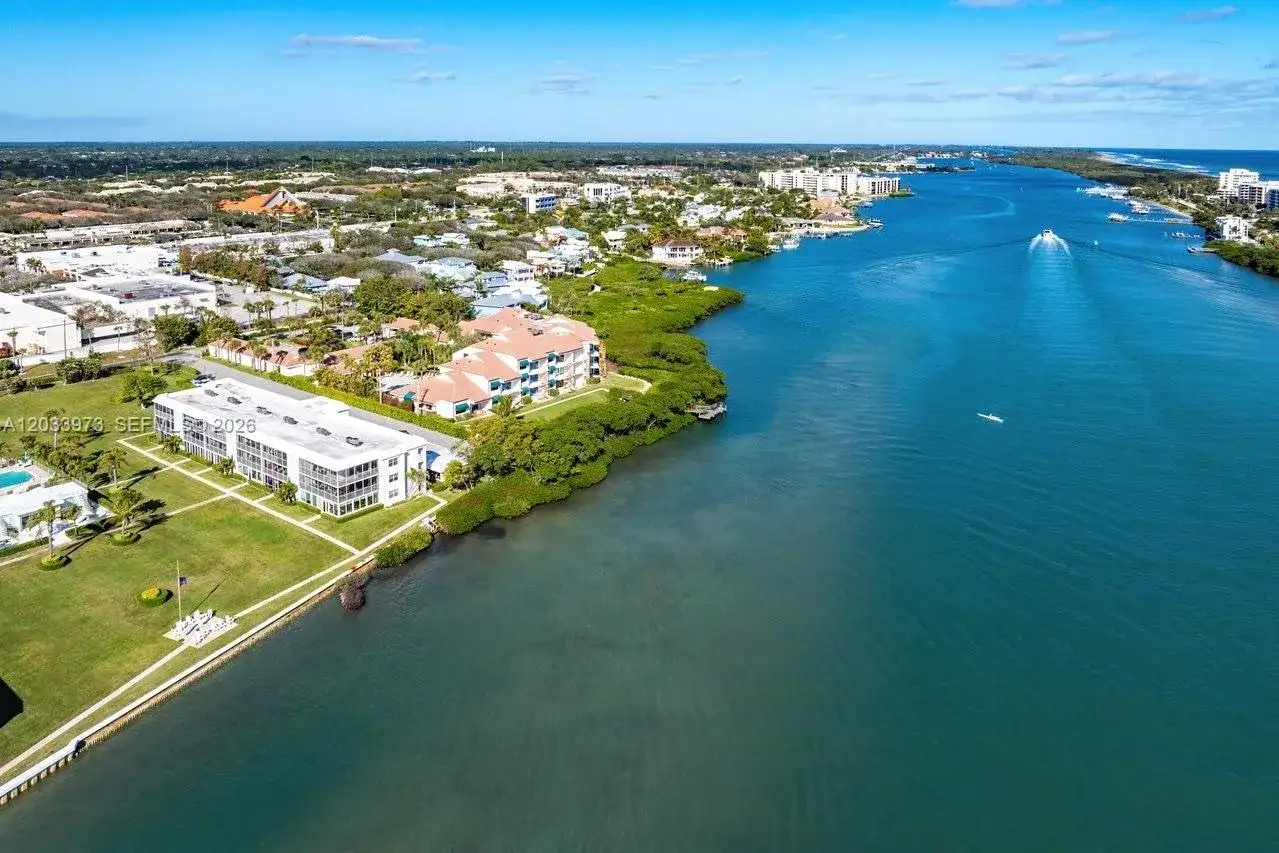 100 Waterway Rd # A306, Tequesta FL 33469 photo 4