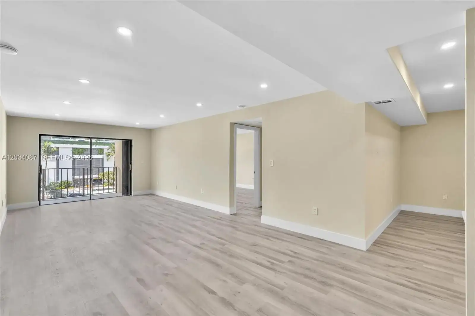 9124 Collins Ave # 304, Surfside FL 33154 photo 2