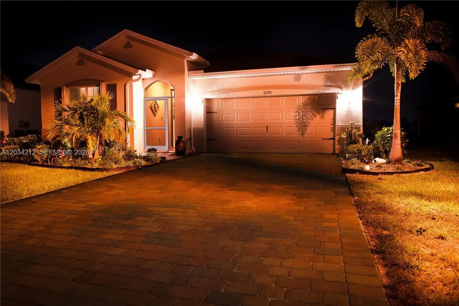 3290 Baravaldo Cir, Cape Coral FL 33909 photo 2