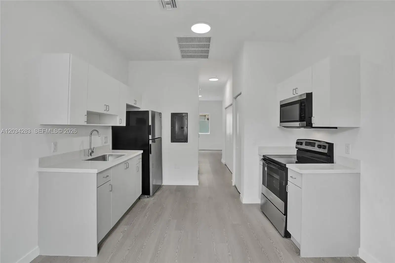 1567 NW 1st St # 3, Miami FL 33125 photo 3