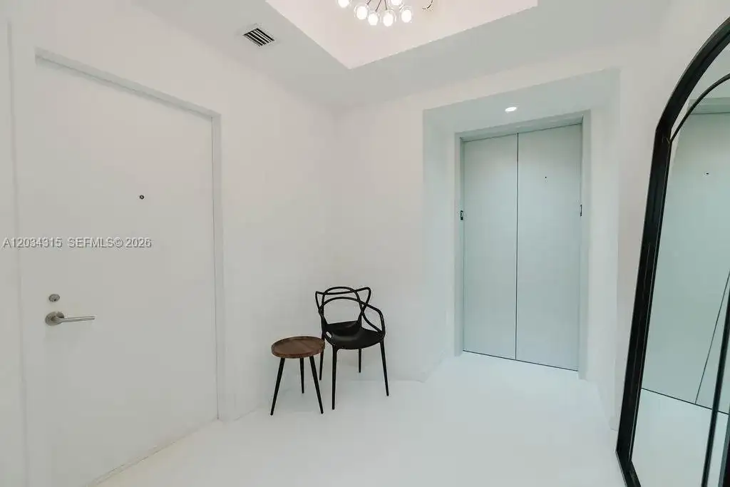 851 NE 1st Ave # 2403, Miami FL 33132 photo 3