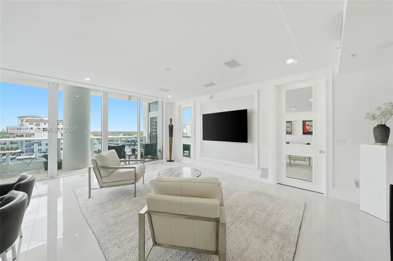 715 Bayshore Dr # 705, Fort Lauderdale FL 33304 photo 3