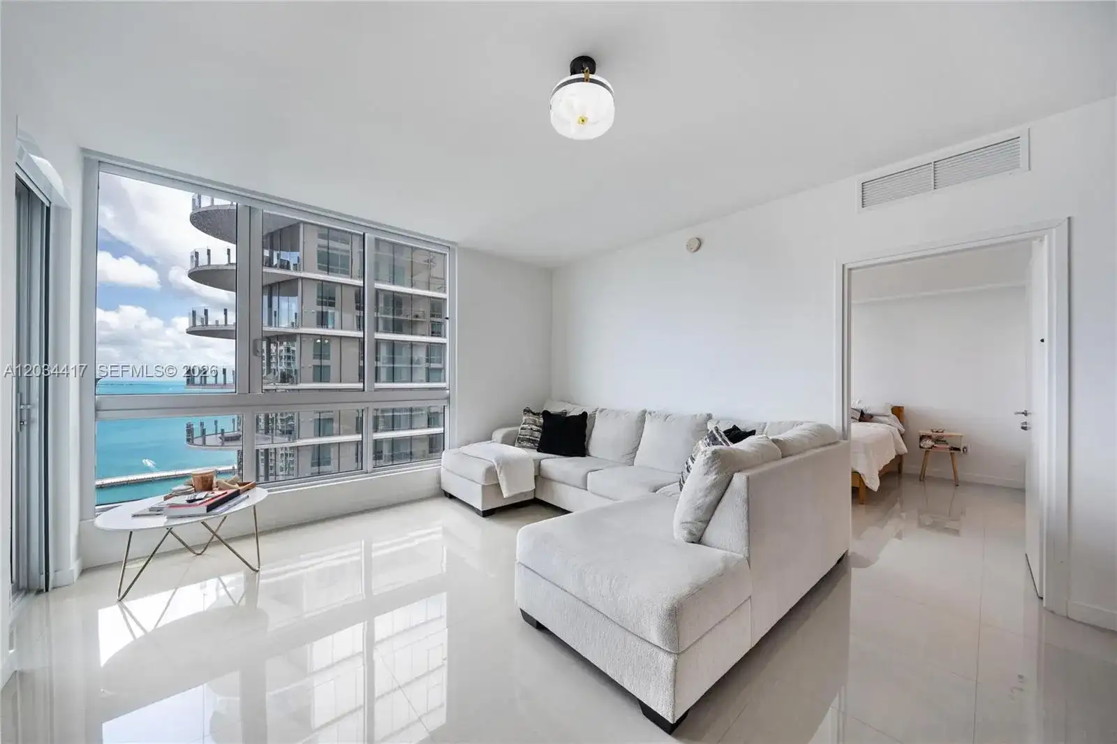 300 S Biscayne Blvd # 3406, Miami FL 33131 photo 4
