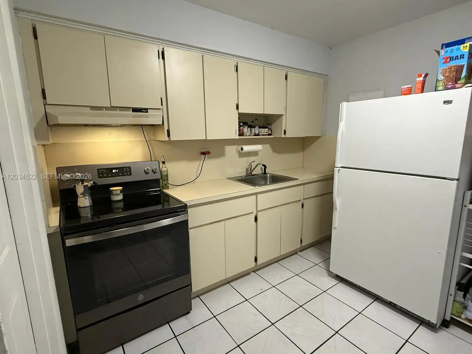 2732 NW 16th Ter # 2734, Miami FL 33125 photo 3
