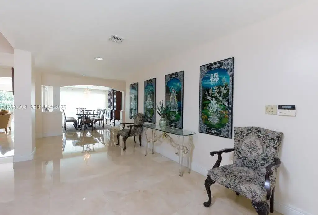 4950 San Amaro Dr, Coral Gables FL 33146 photo 2