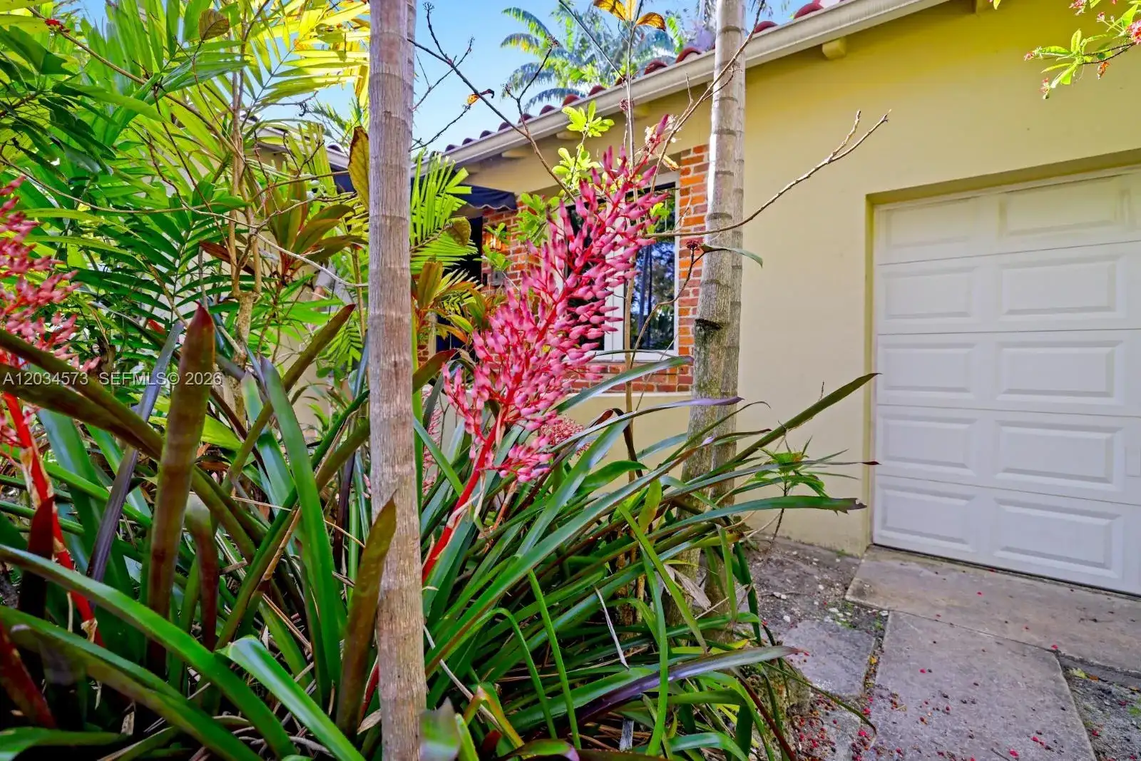 720 NW 75th St, Miami FL 33138 photo 4