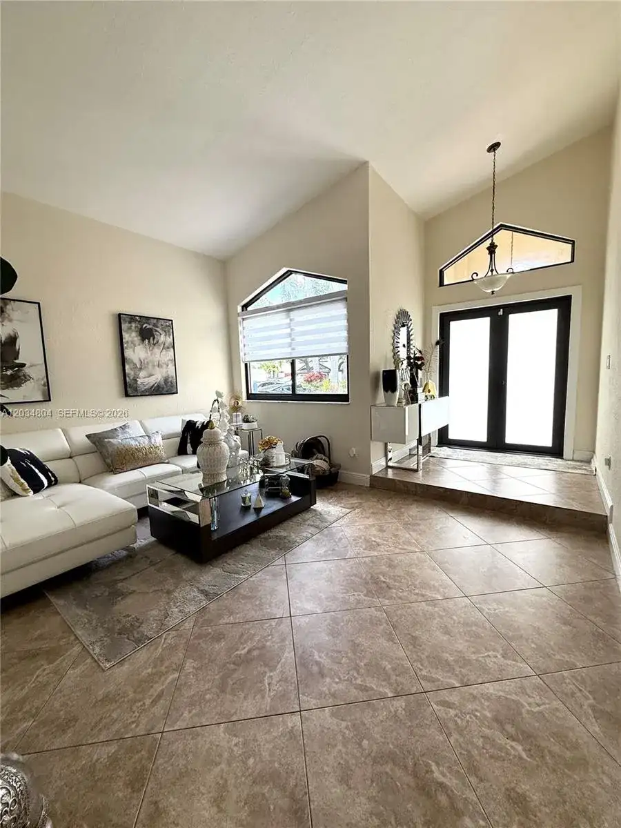 8731 NW 153rd Ter, Miami Lakes FL 33018 photo 5