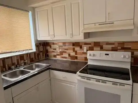 8447 NW 4th Ave # 8447, Miami FL 33150 photo 4