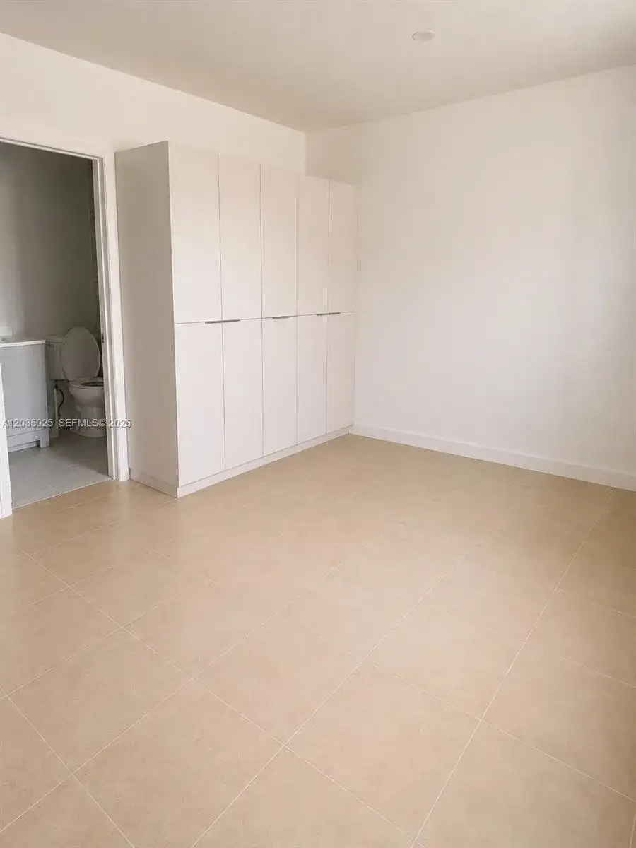 11931 SW 132nd Ave, Miami FL 33186 photo 3