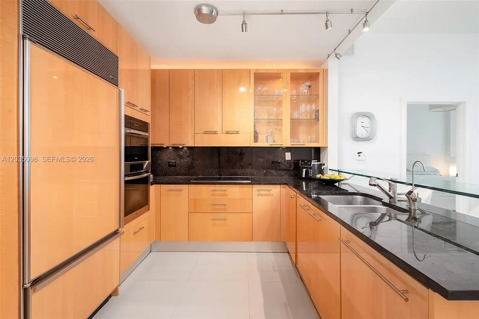 6799 Collins Ave # 510, Miami Beach FL 33141 photo 4