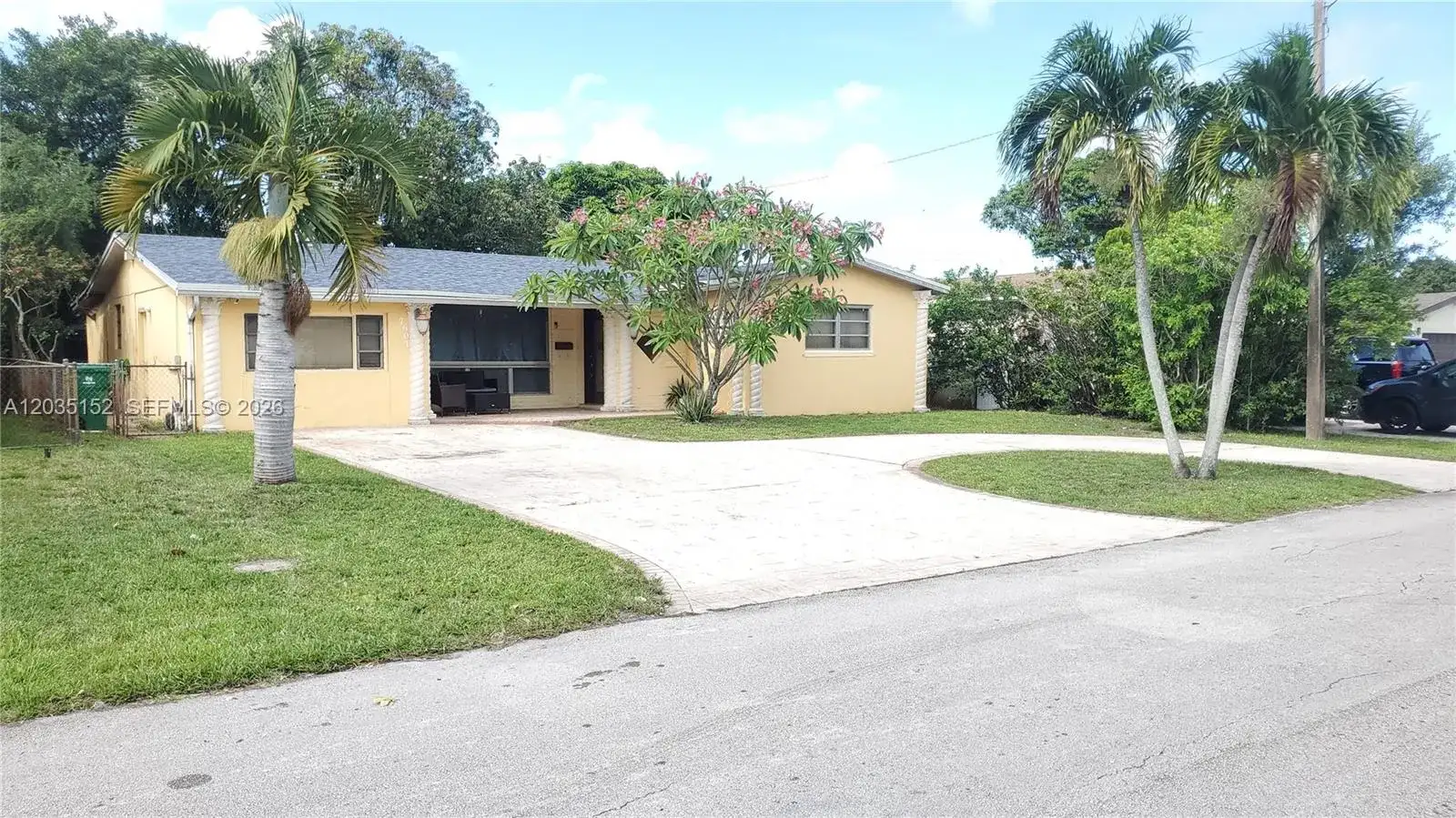 7607 Dilido Blvd, Miramar FL 33023 photo 2