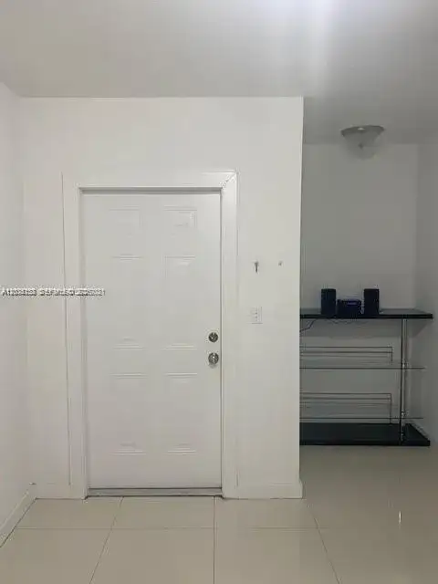2271/2273 NW 66th St, Miami FL 33147 photo 5