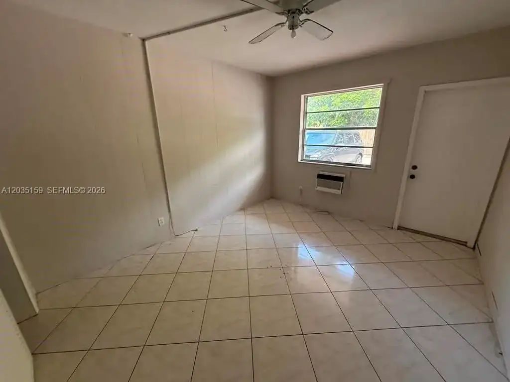2917 Plunkett St # 15C, Hollywood FL 33020 photo 2