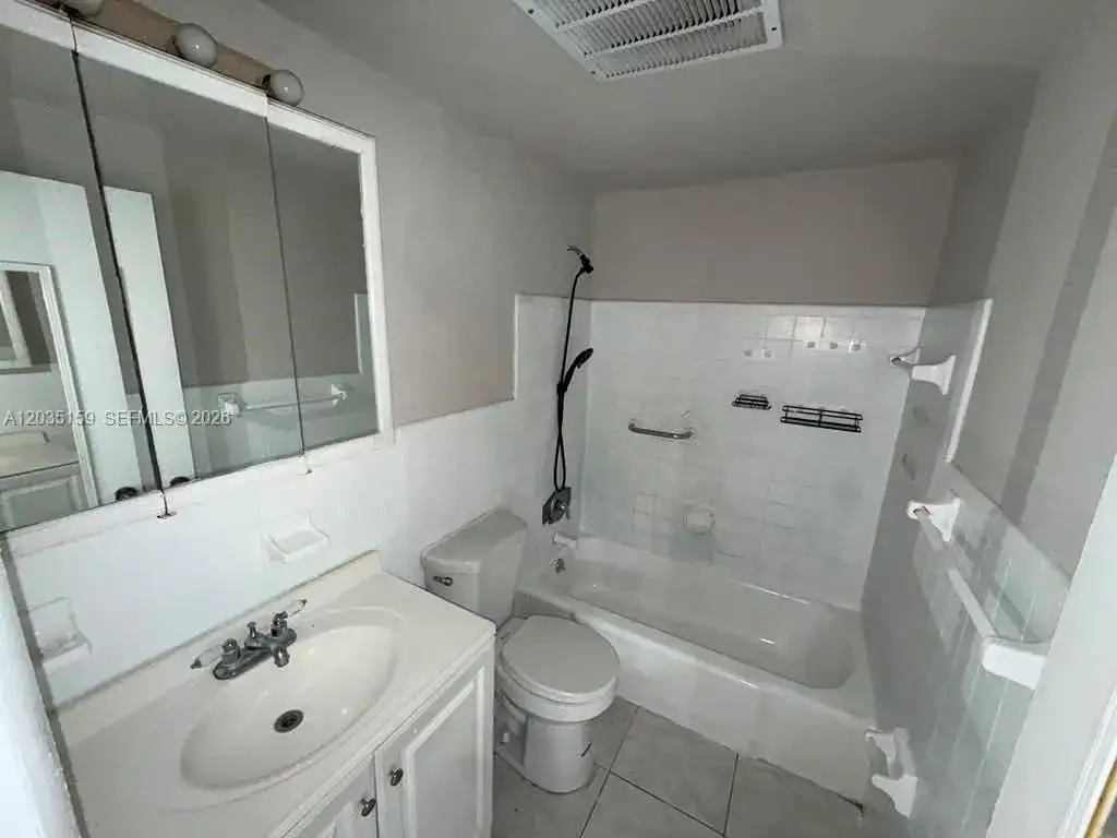 2917 Plunkett St # 15C, Hollywood FL 33020 photo 5