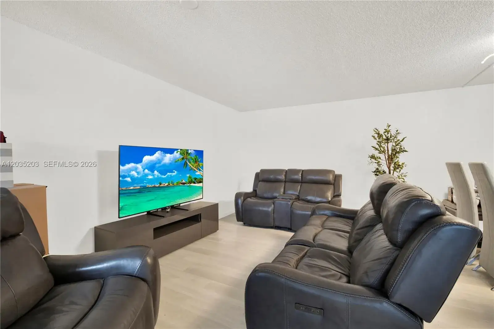 15460 SW 82nd Ln # 403, Miami FL 33193 photo 3