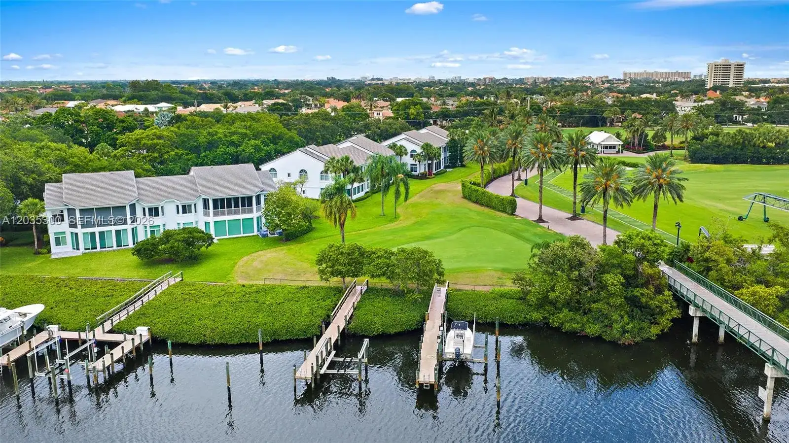 316 Spyglass Way, Jupiter FL 33477 photo 2