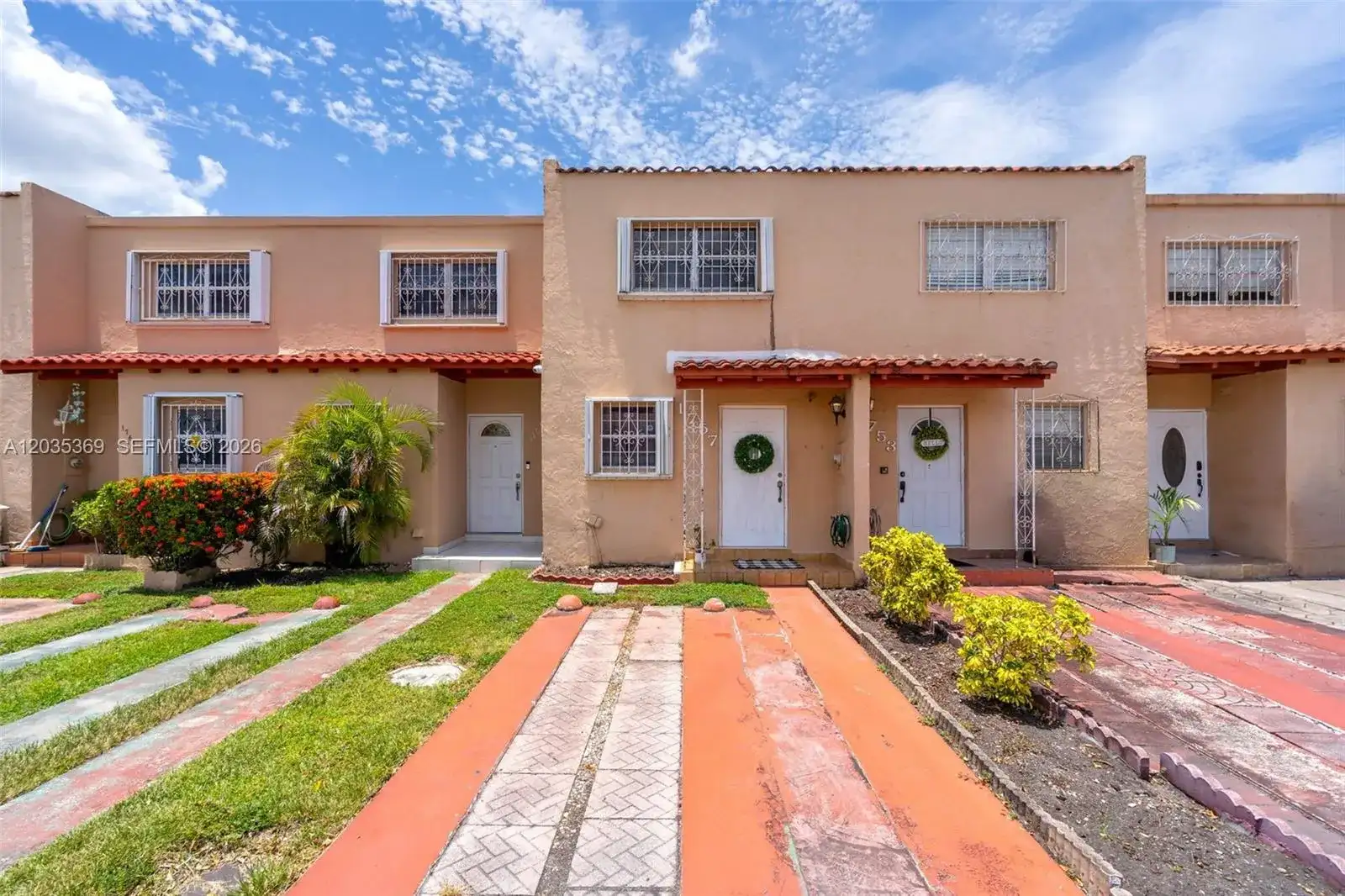 1757 W 57th St # 211, Hialeah FL 33012 photo 2
