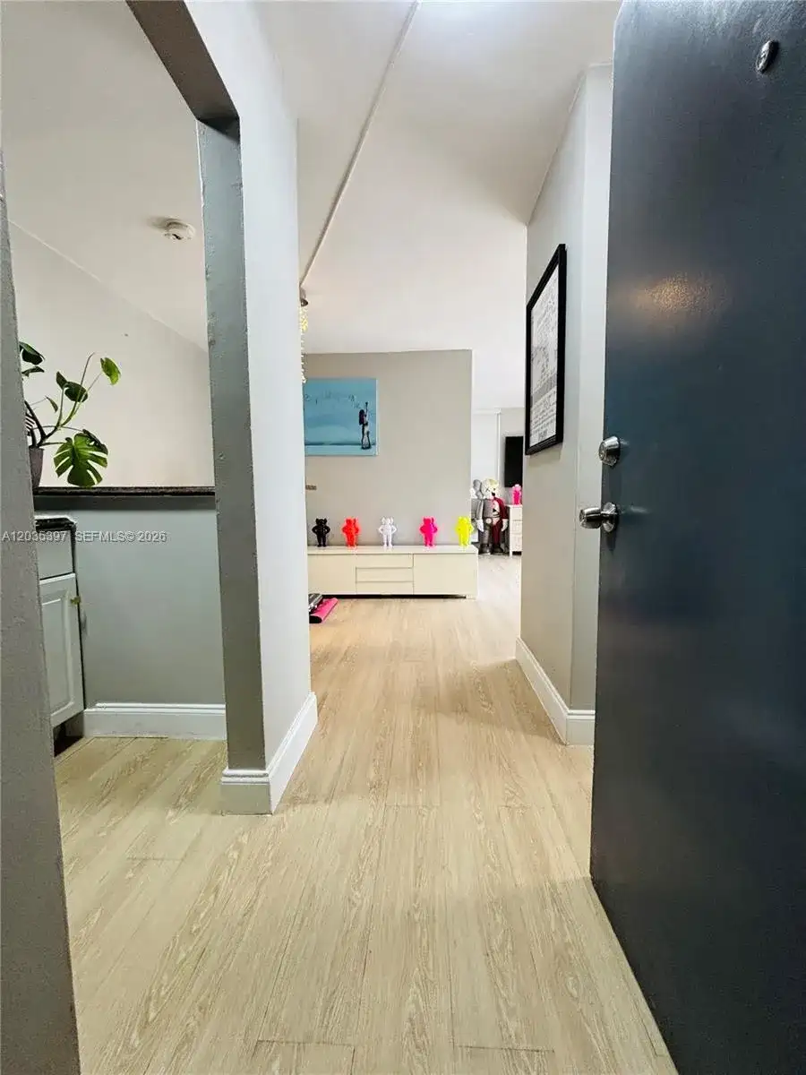 1255 Collins Ave # 208, Miami Beach FL 33139 photo 3