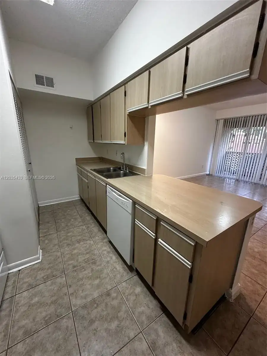 18356 NW 68th Ave # K, Hialeah FL 33015 photo 3
