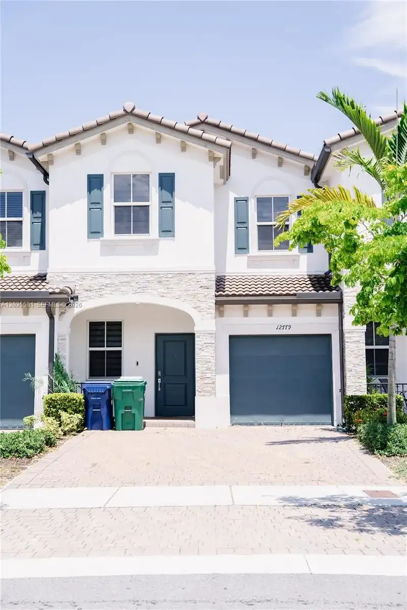 12779 NW 24th Ave, Miami FL 33167 photo 2