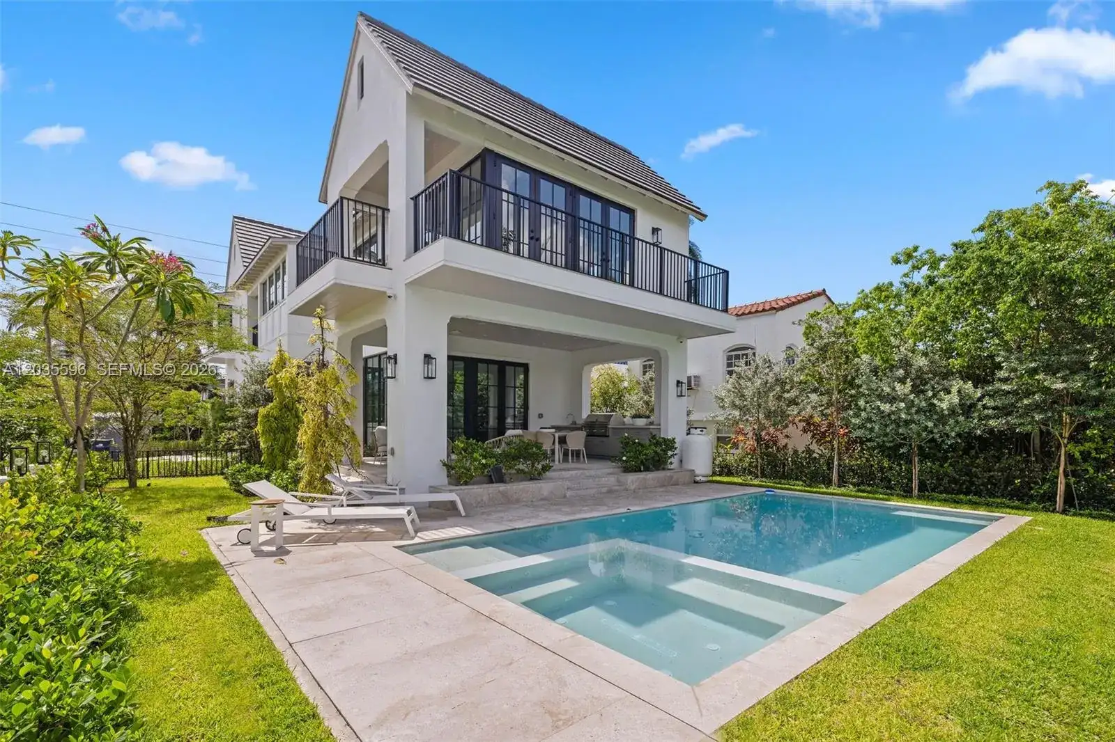 5262 La Gorce Dr, Miami Beach FL 33140 photo 4