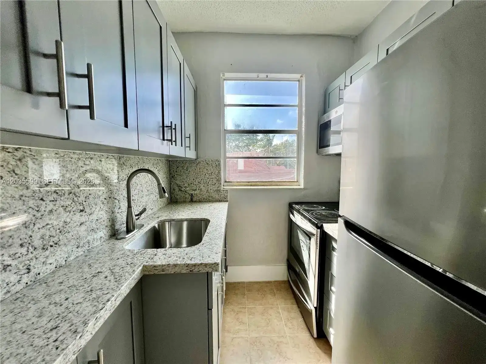 301 SW 10th Ave # 1, Miami FL 33130 photo 5