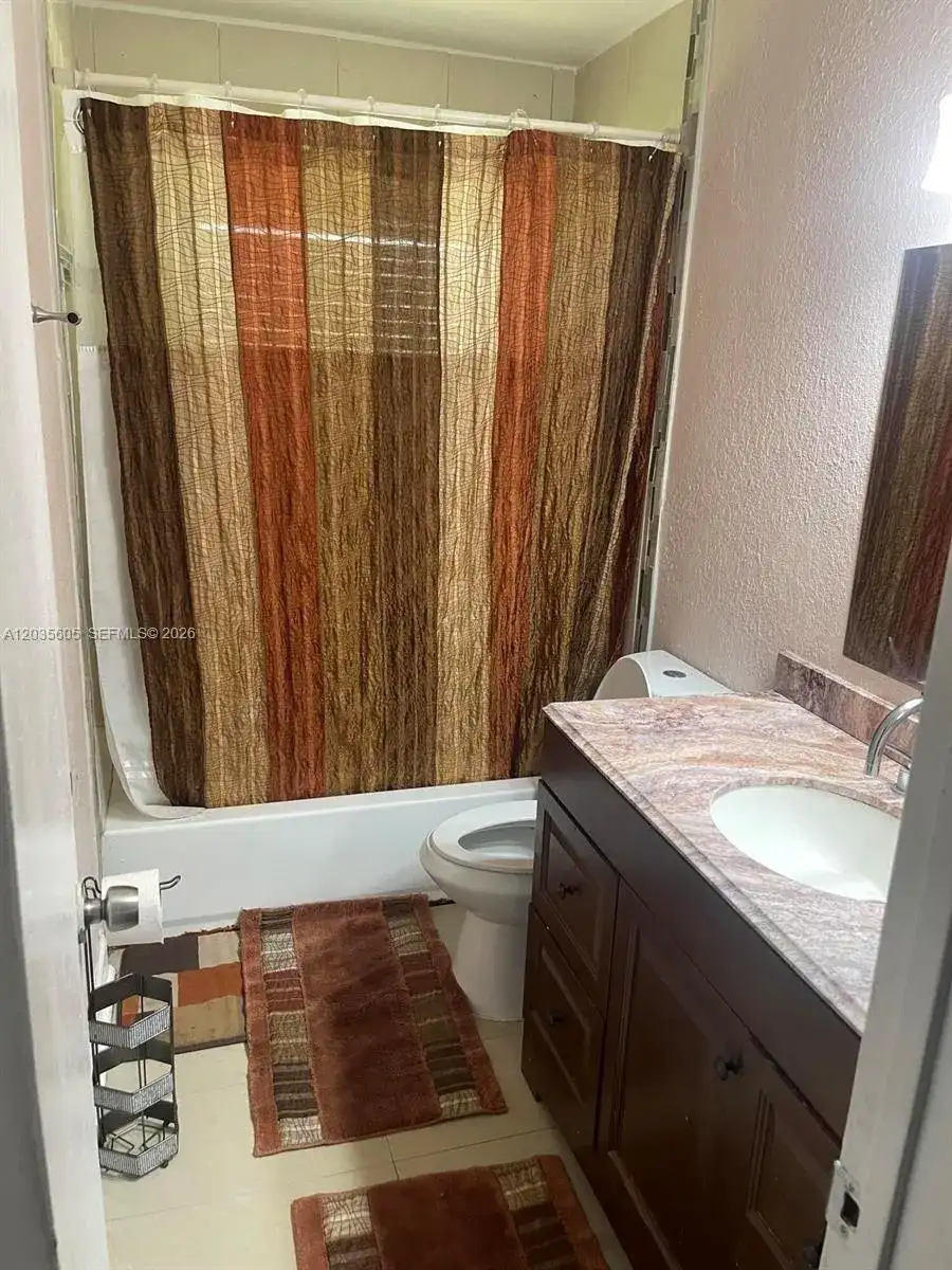 1260 SW 6th Ave, Deerfield Beach FL 33441 photo 4