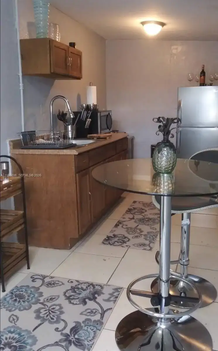 6895 Tamiami Canal Rd, Miami FL 33126 photo 4