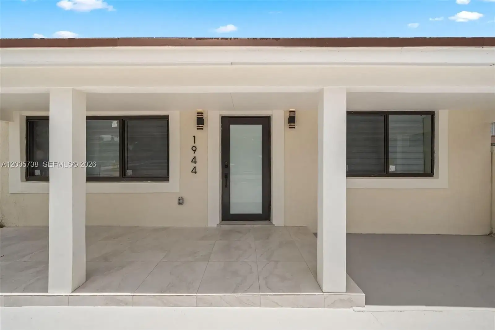 1944 NE 2nd Ave, Pompano Beach FL 33060 photo 3
