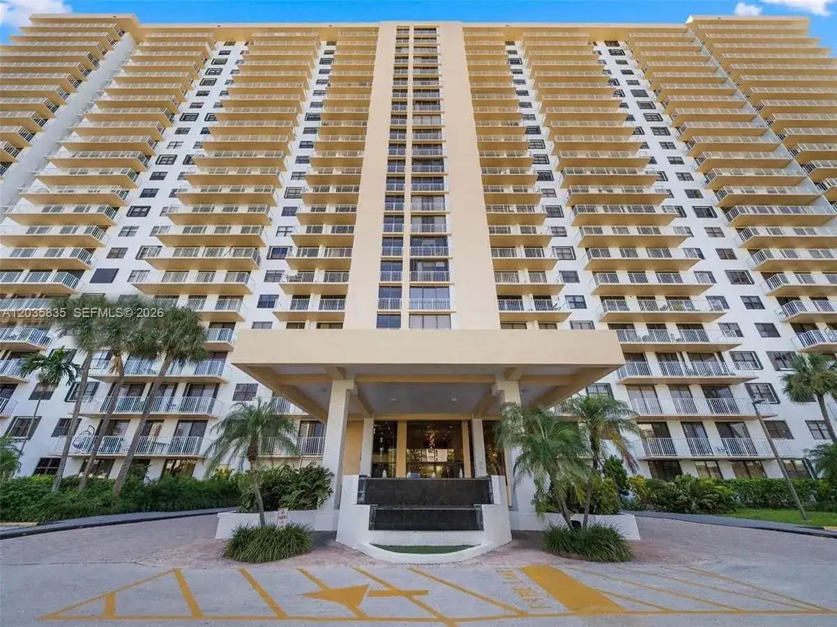 290 174th St # 414, Sunny Isles Beach FL 33160 photo 3